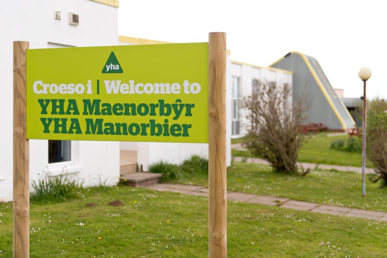 Yha Manorbier Hostel Tenby Exterior foto